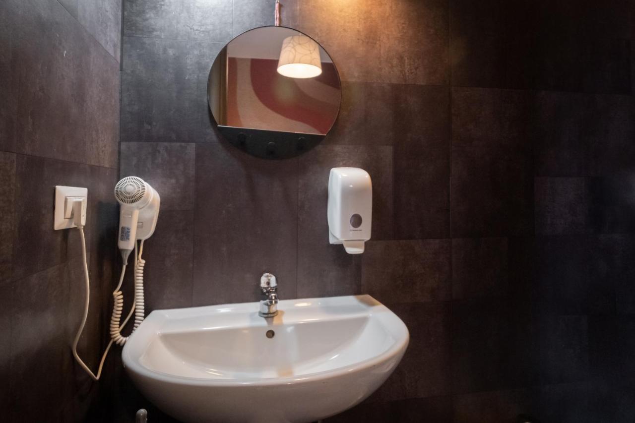 Cconforthotels R&B Semplici Emozioni Bari Extérieur photo