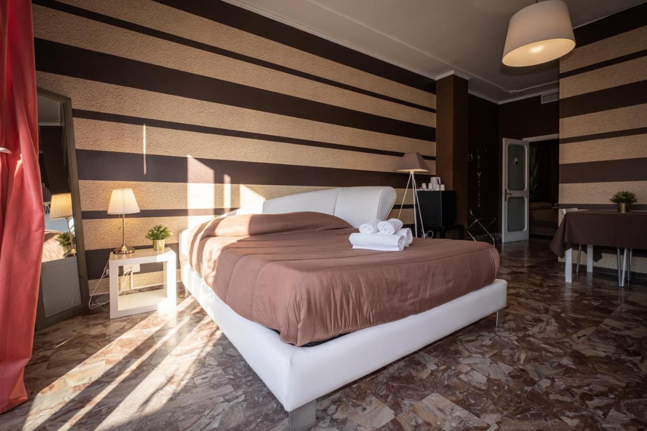 Cconforthotels R&B Semplici Emozioni Bari Extérieur photo