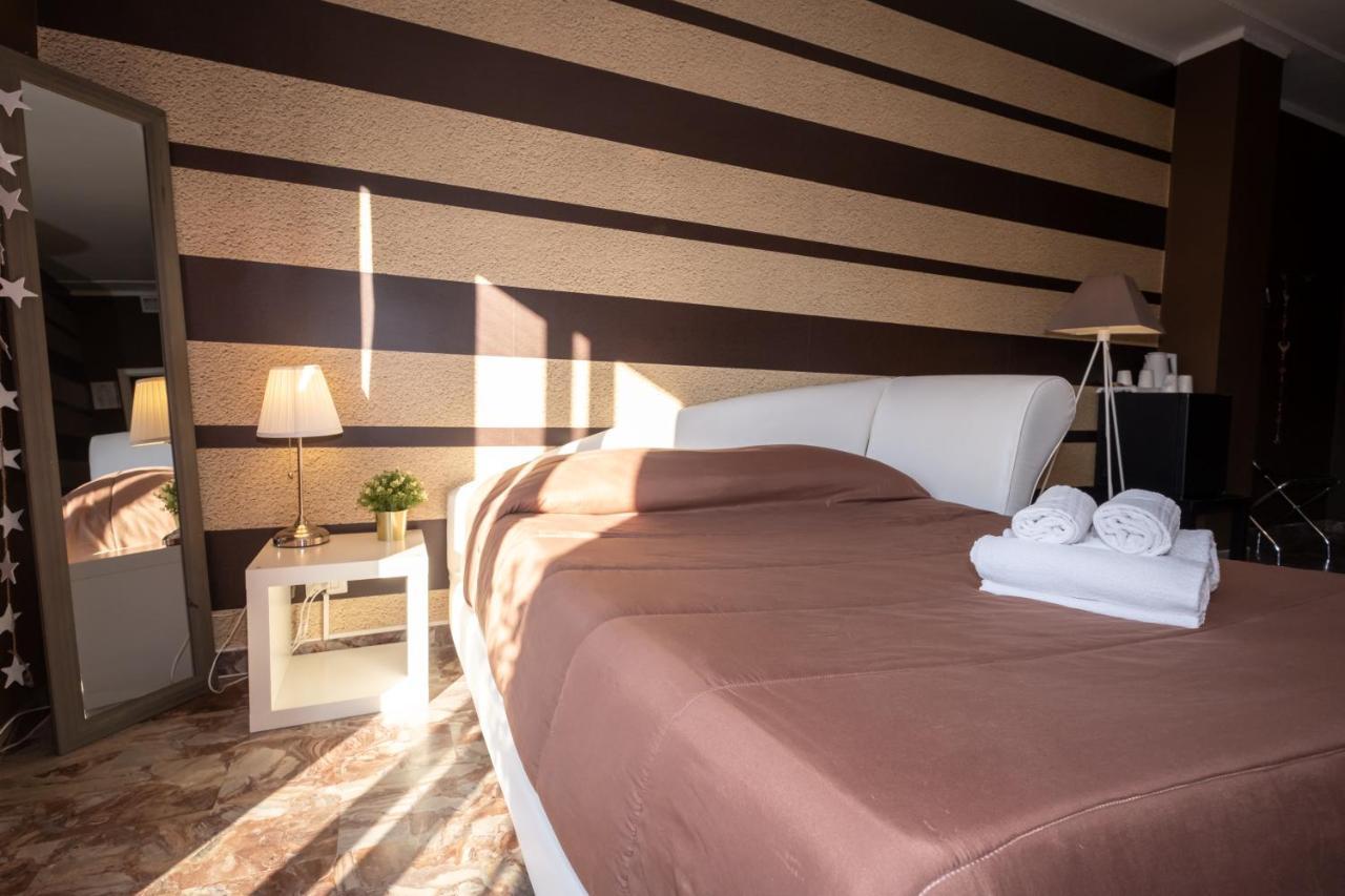 Cconforthotels R&B Semplici Emozioni Bari Extérieur photo